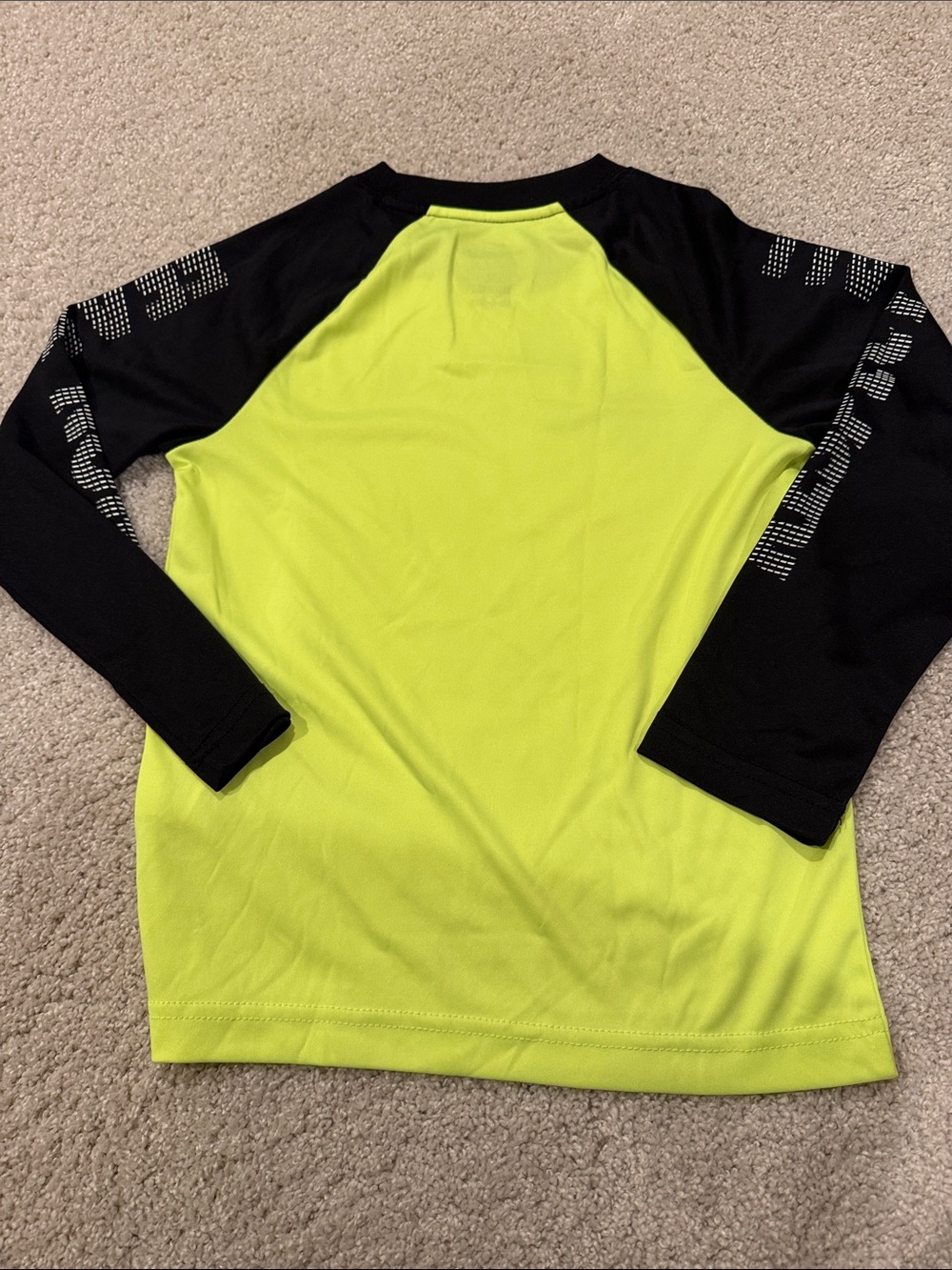 Nike Dri Fit Neon Yellow and Black Long Sleeve Dri-FIT Tee, kids size 5 - Picture 6 of 6